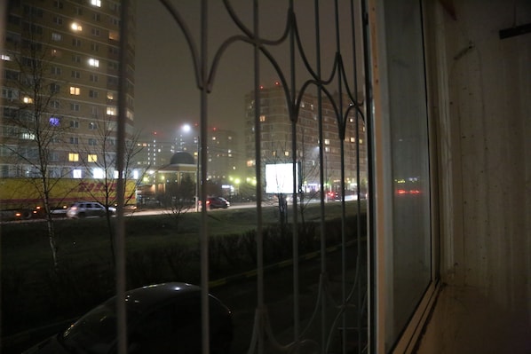 Iron/ironing board, free WiFi