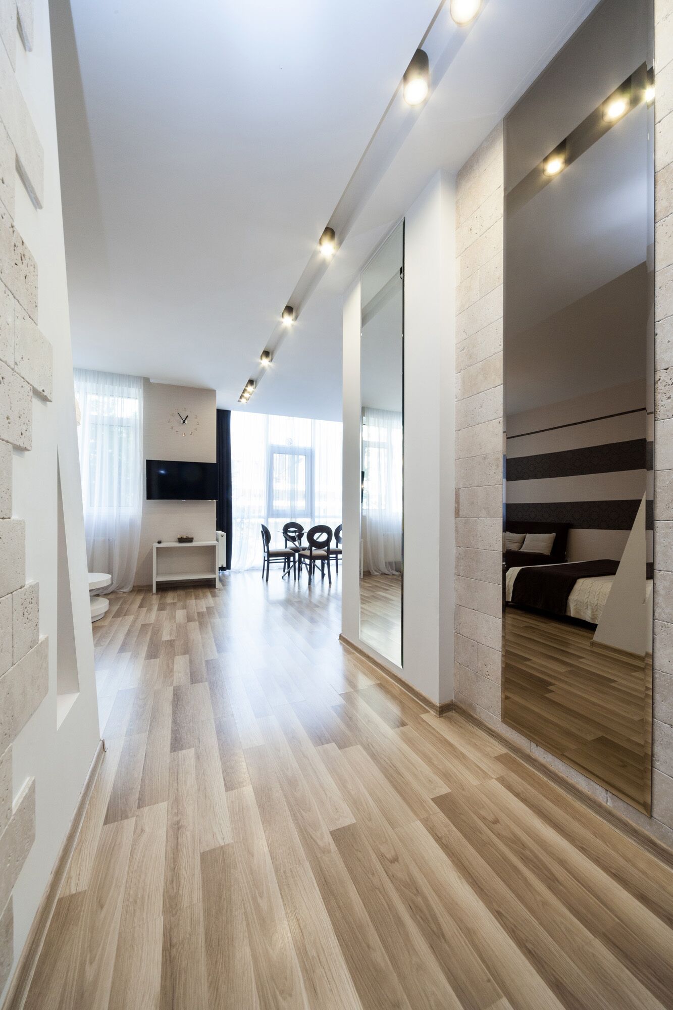 2 chambres, fer et planche à repasser, Wi-Fi gratuit, draps fournis