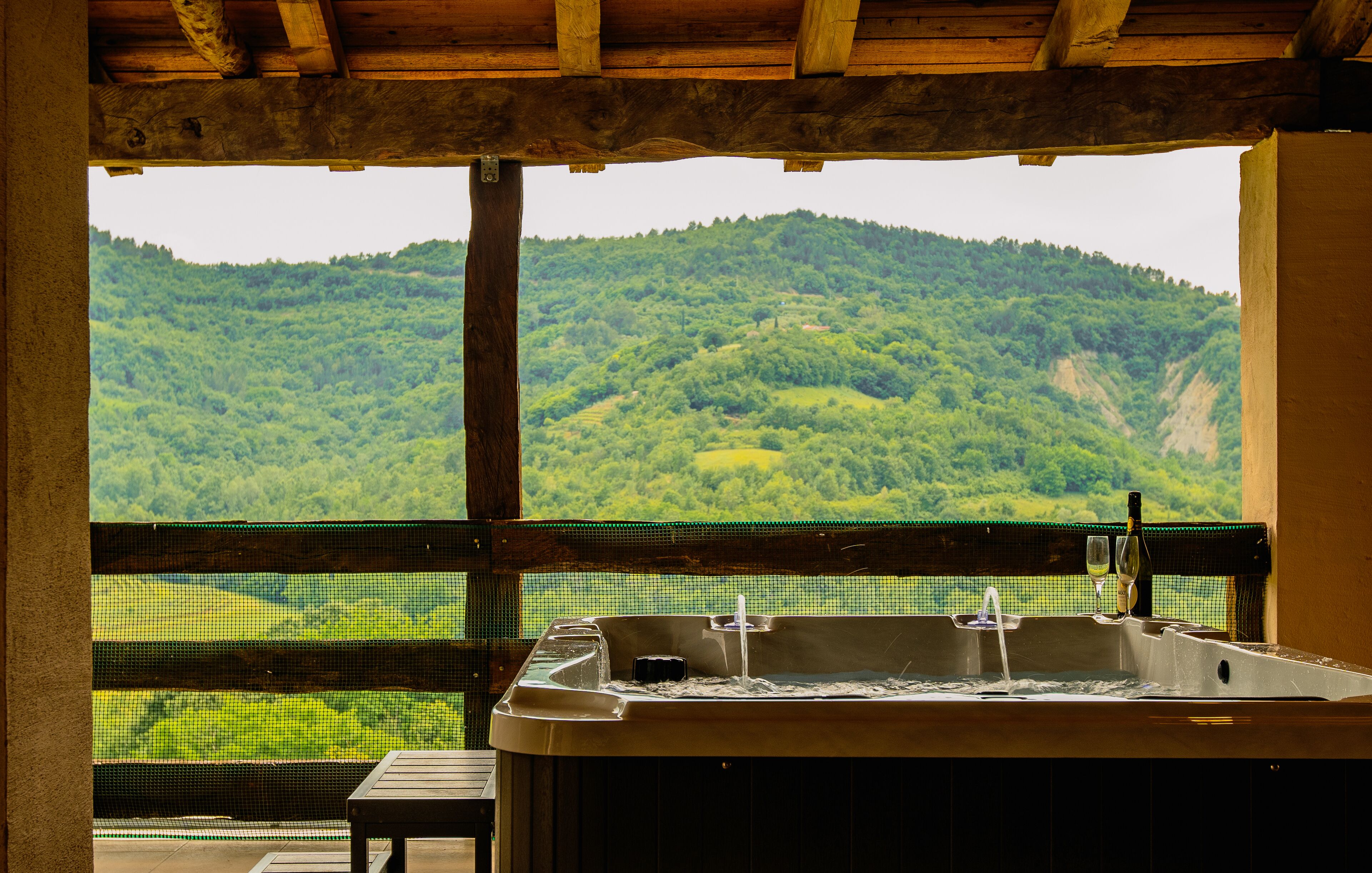 Bañera de hidromasaje exterior