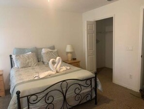 3 bedrooms, iron/ironing board, travel crib, free WiFi