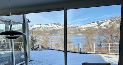 Vacation apartment on Lake Thun - magnificent views of the lake and mountains