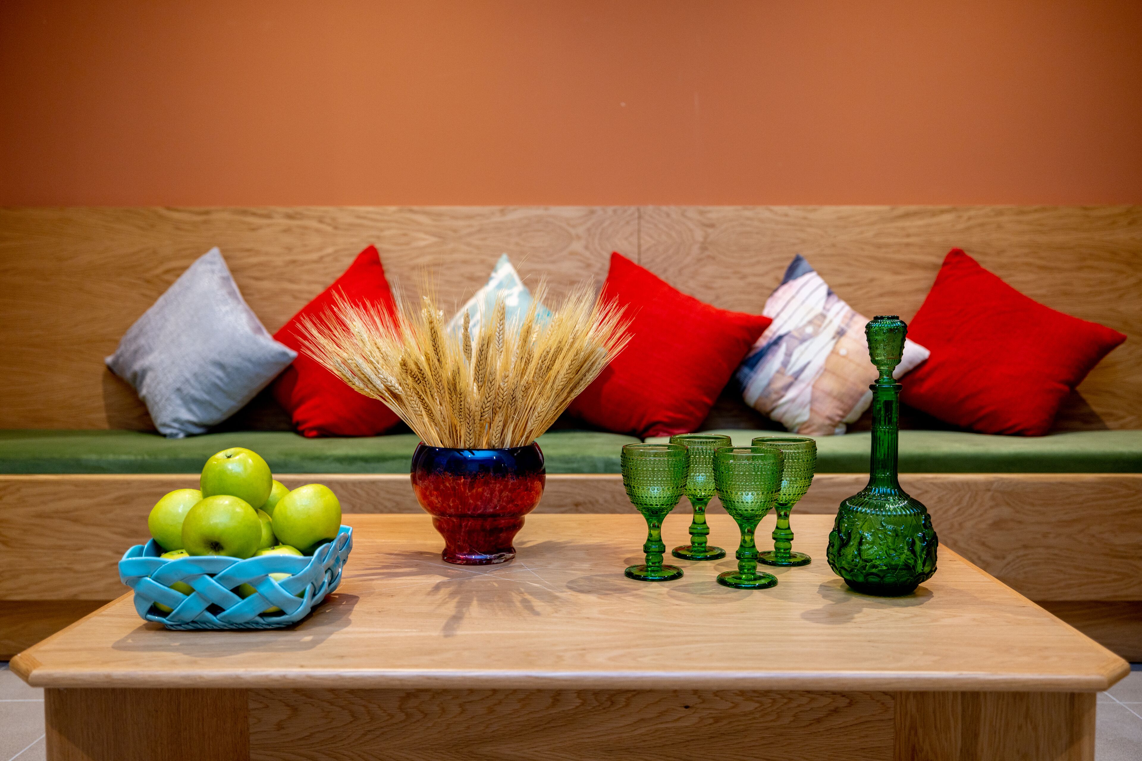 deep-tissue massages, swedish massages, sports massages, massages