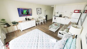 Unclassified image, 3 of 11, button - 1610 🌸 free parking 🚙🅿️, fast WIFI💻 (Honolulu)