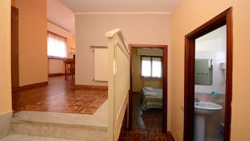 2 bedrooms, in-room safe, free WiFi