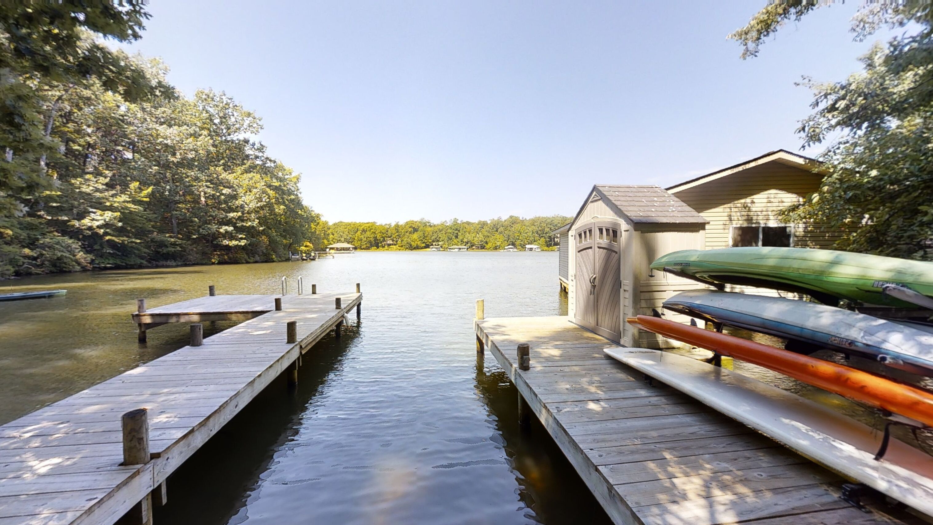 Peaceful Perch- Waterfront Home, Public Side of Lake Anna, Quiet Cove, Deep Water