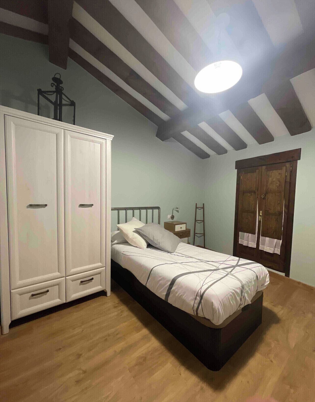 3 Schlafzimmer, Bügeleisen/Bügelbrett, Reisekinderbett, kostenloses WLAN