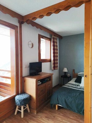 2 chambres, fer et planche à repasser, Wi-Fi gratuit