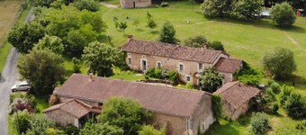 Dordogne- Périgueux - Gîte Alep with a 90m² reception room - Piano -3 Bedrooms