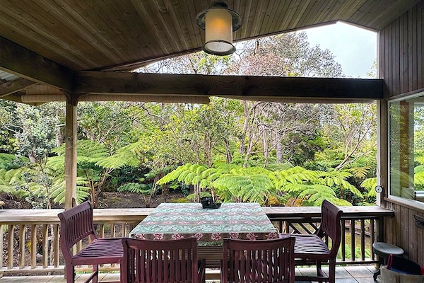 Maile Treehouse Lanai - Relax on the lanai and enjoy the misty volcano landscape