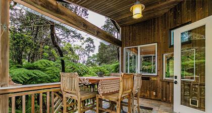 Maile Treehouse in Volcano, Hawaii is "Magical!"