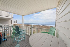 Property grounds - Serenity Now by Carolina Getaway | Oceanfront Condo w/ Balcony & Coastal Charm (Carolina Beach)