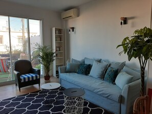 Livres, espaces bureaux
