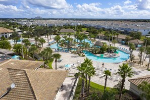 A heated pool - 5BR Enchanted Oasis: Pool, Close to Disney - Sleeps 12 (Davenport)