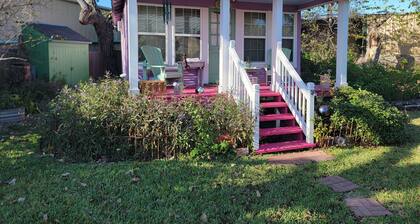 Vintage Cottage
