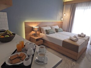 1 habitación, tabla de planchar con plancha, wifi gratis y ropa de cama