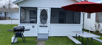 Great Strip Location | Walk to Lake | Wine Country | A/C | Grill & Firepit 