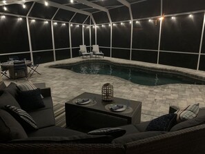 Piscina coperta, una piscina riscaldata