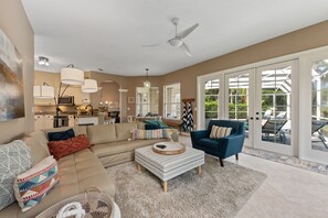 Smart TV, lettore DVD, libri