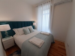 2 habitaciones, tabla de planchar con plancha y wifi gratis 