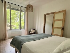 2 Schlafzimmer, Bügeleisen/Bügelbrett, Reisekinderbett, kostenloses WLAN