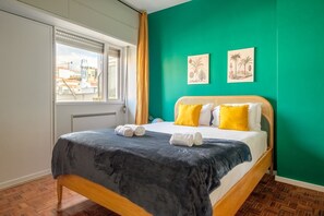 1 chambre, bureau, accĂšs Internet, draps fournis