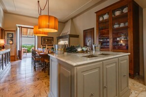 Dining - Villa D'Agnola by MMega (San Casciano in Val di Pesa)