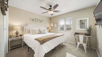 3 bedrooms, desk, iron/ironing board, travel cot