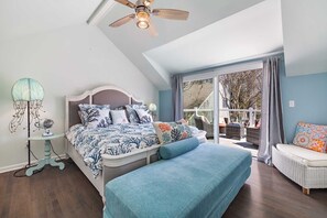 2 sovrum, egyptiska bomullslakan och sängtillbehör av högsta kvalitet