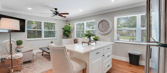 Remodeled Downtown Apartment #1