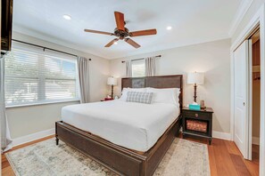 2 chambres, fer et planche à repasser, lit parapluie, Wi-Fi