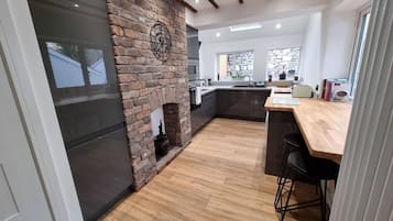 House | Dining