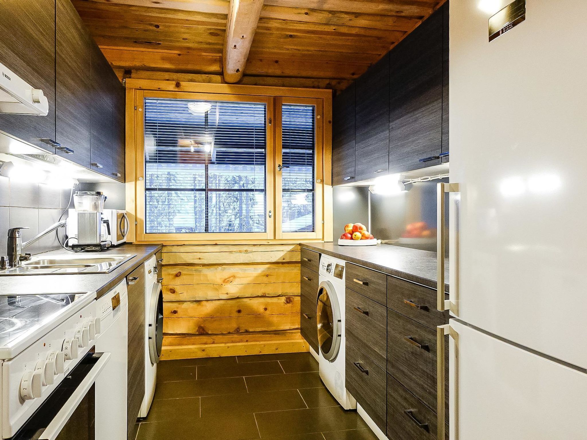 Réfrigérateur, micro-ondes, lave-vaisselle