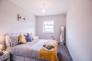 1 bedroom, iron/ironing board, WiFi, bed sheets - Impeccable 1-Bed Apartment in Sunderland (Sunderland)