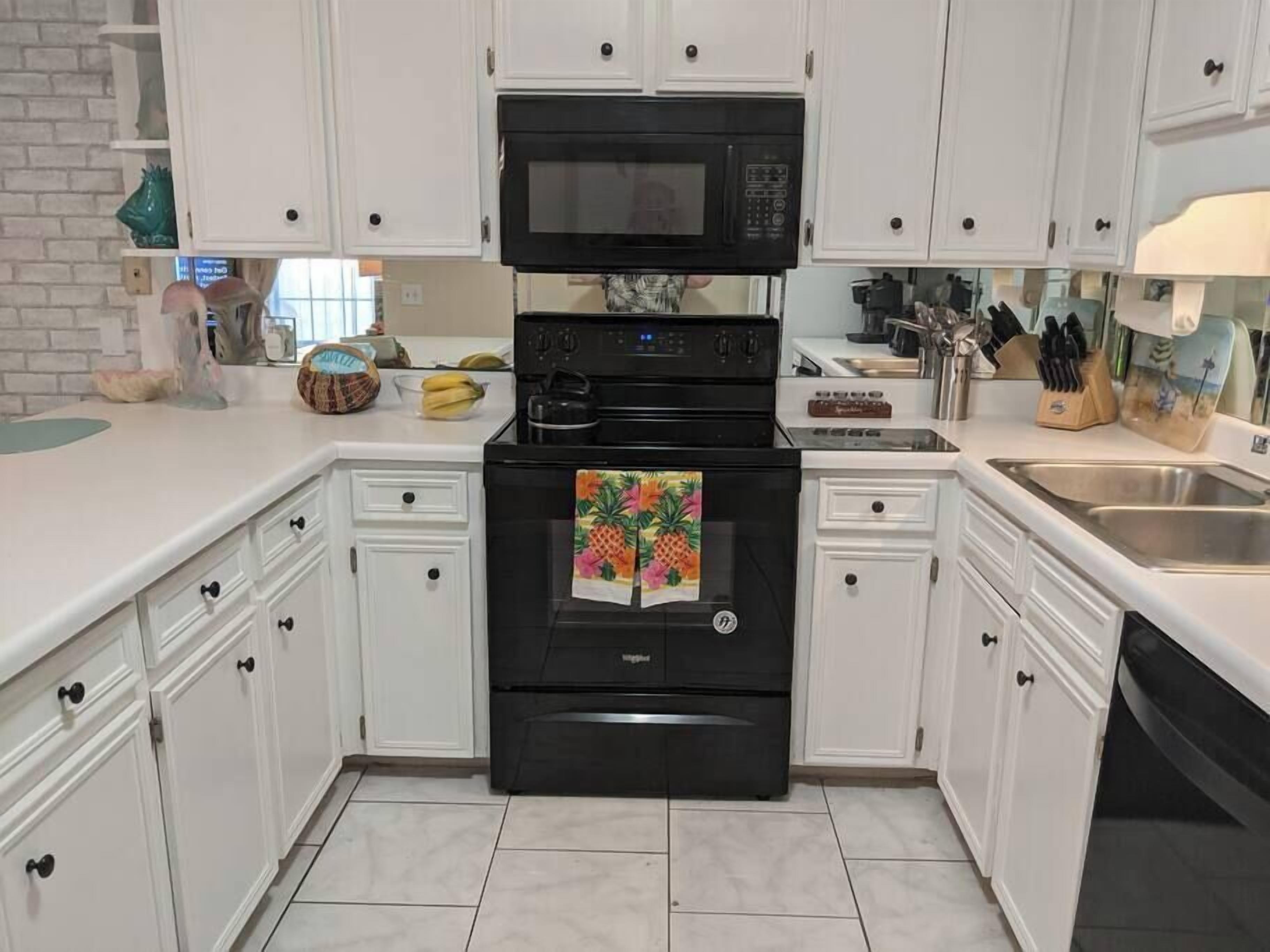 Fridge, microwave, dishwasher, coffee/tea maker