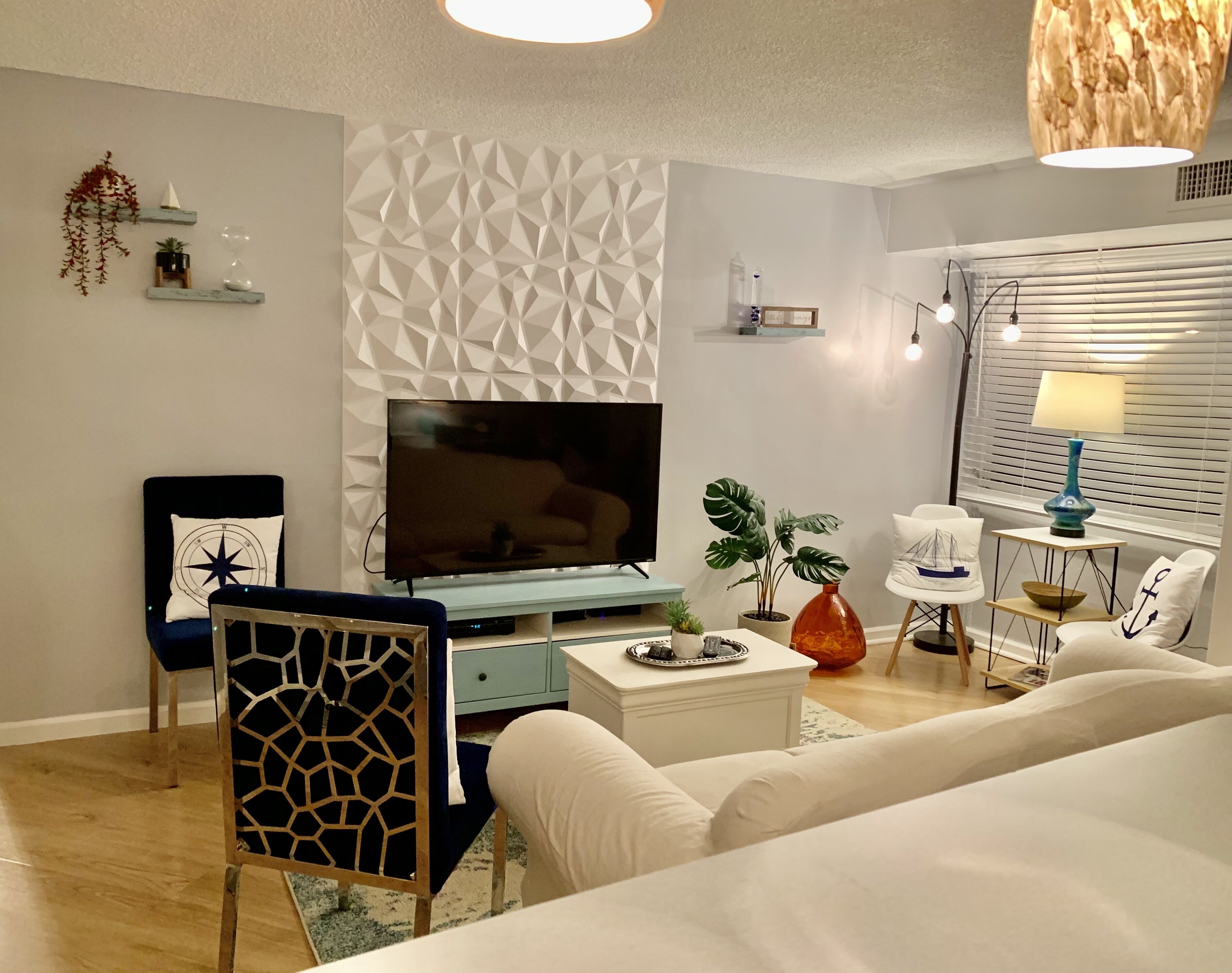 St Pete Chic Condo Azul