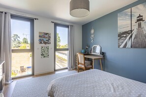 5 Schlafzimmer, Bügeleisen/Bügelbrett, kostenloses WLAN, Bettwäsche