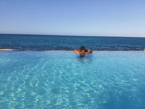 Alberca al aire libre 