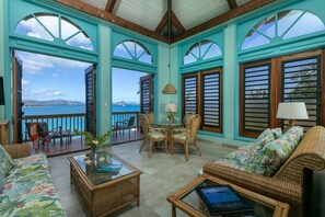 Smart TV, books - Gallows Point 8D, luxury oceanview upper premium condo at Gallows Point Resort. (Cruz Bay)