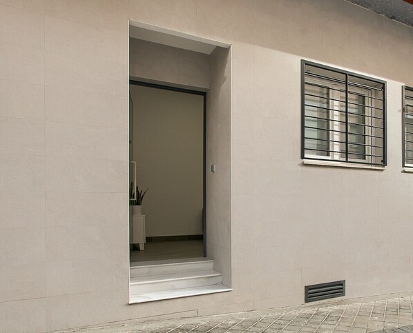 Exterior detail - Proximity, quality and comfort to feel at home in a privileged situation (Madrid)