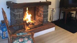 Uklassifisert bilde, 3 av 27, knapp