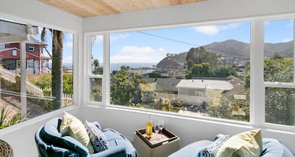124H #2: Cozy 2 Bedroom Unit, Stunning Views, BBQ, GOLF CART