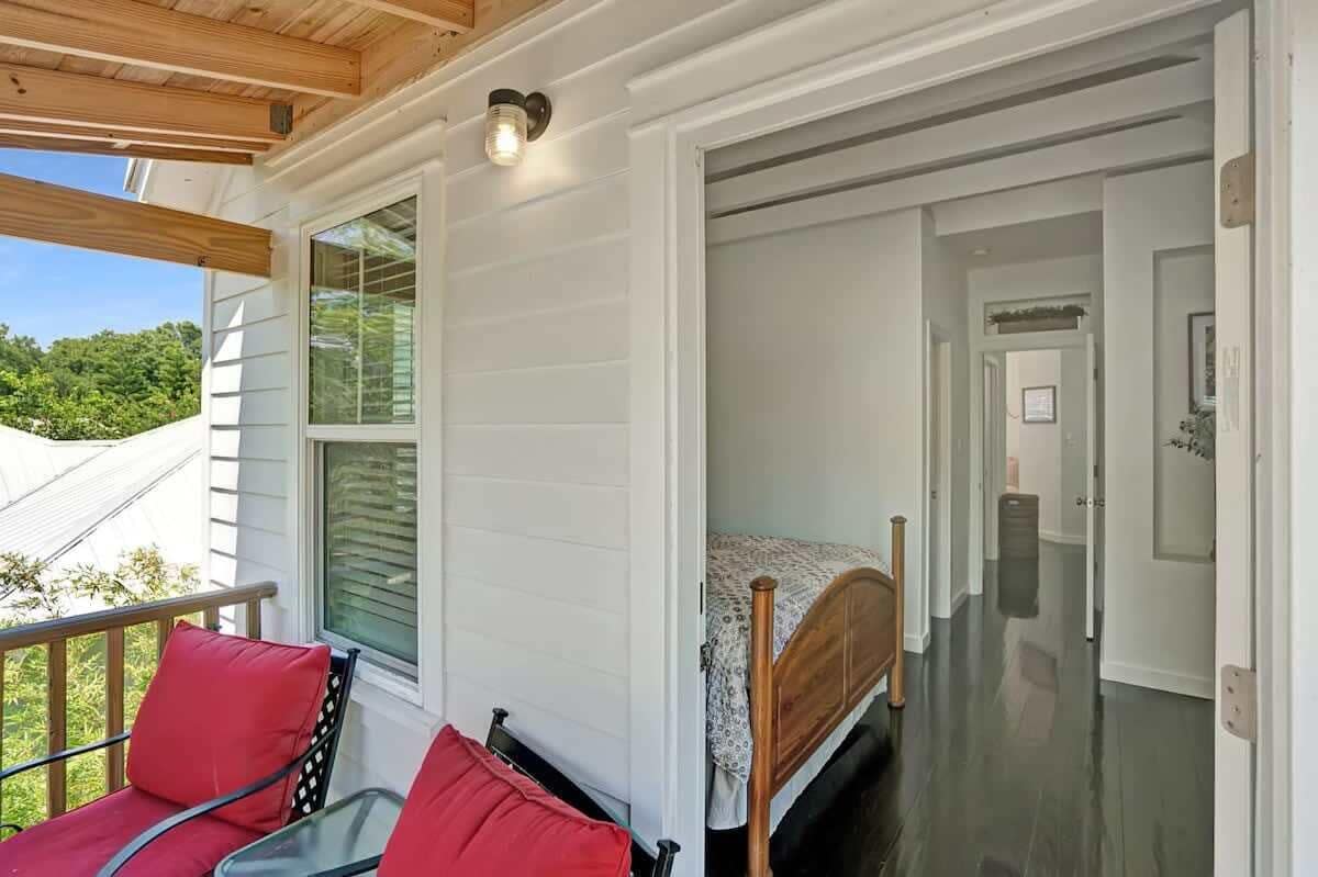 Photo 22 of Hot Tub, Propane BBQ, Downtown St. Aug, Parking