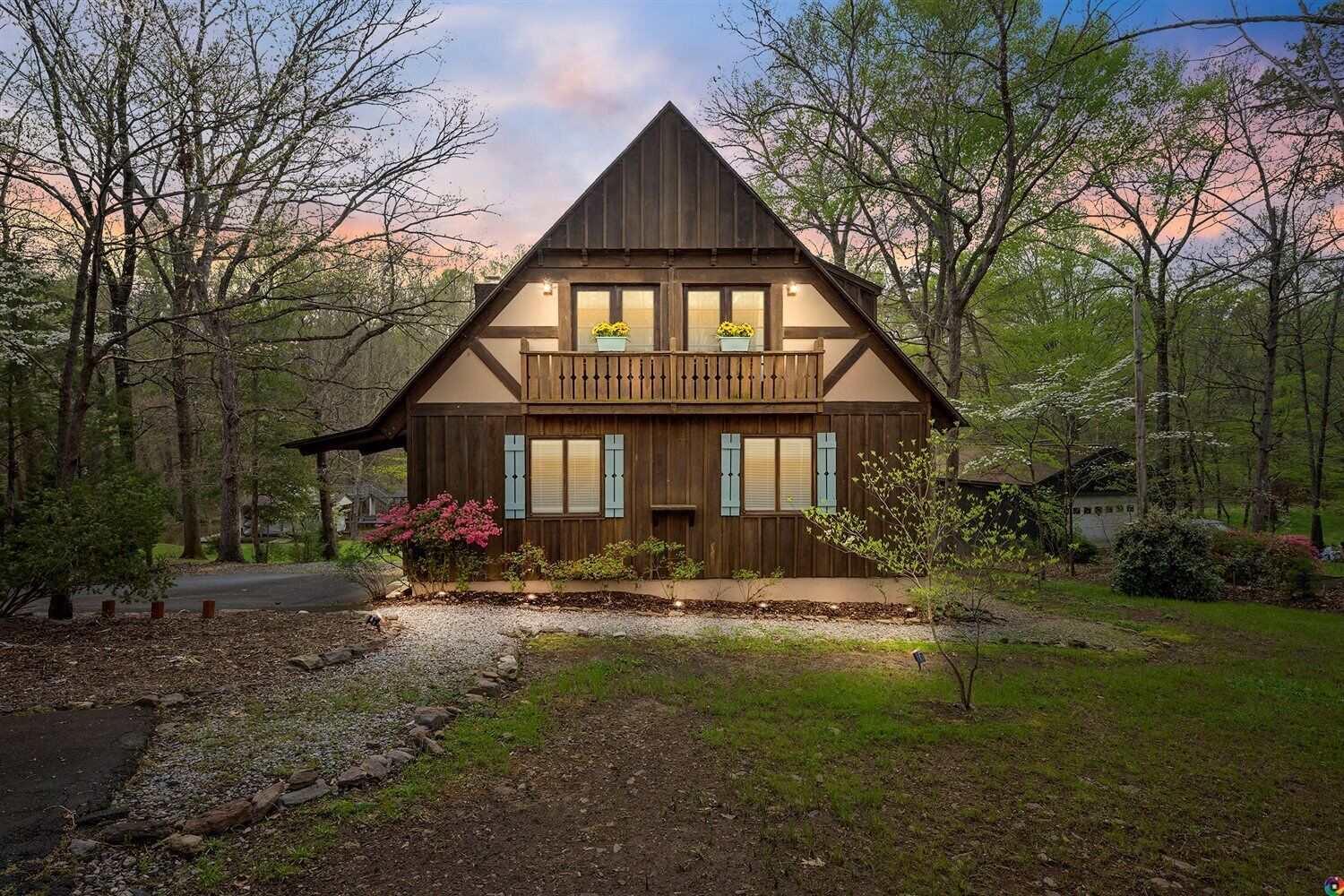 Private Cove, Sleeps 18, Pool Table, Kayaks, Dock