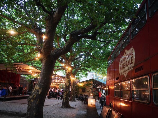 Restauration en plein air