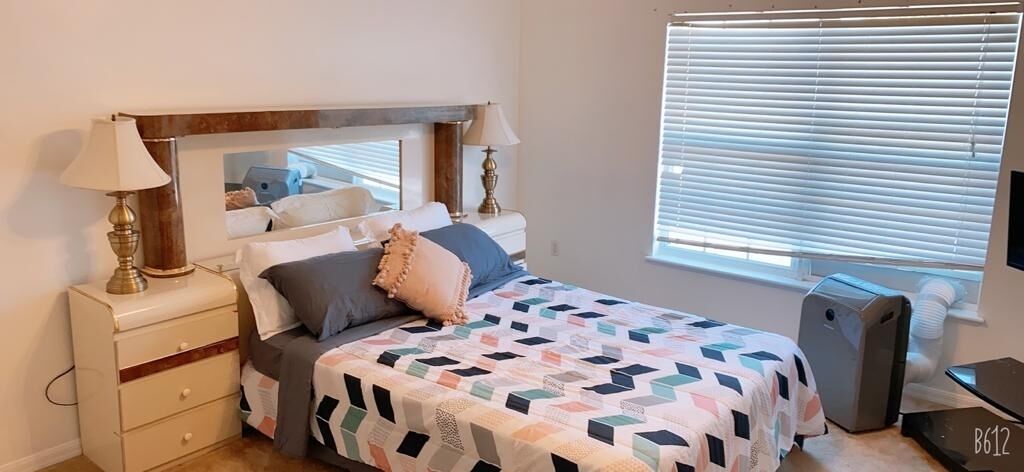Master Room #2 with Shared Bathroom on Second Fl