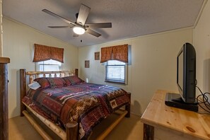 2 Schlafzimmer, Schreibtisch, kostenloses WLAN, Bettwäsche