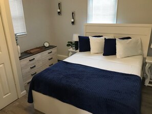 2 bedrooms, iron/ironing board, free WiFi, bed sheets - Summer by the Beach (Seaside Heights)