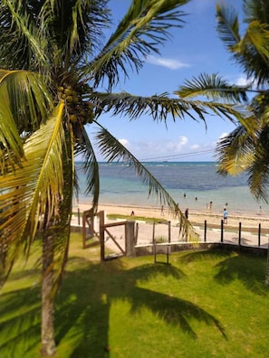 Beach nearby, sun-loungers - Casa Beira mar com Vista Incrível! (Vera Cruz)