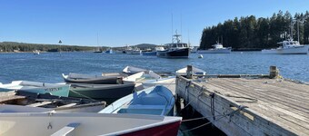 Spectacular Oceanfront Home on Beautiful Maine Coast
