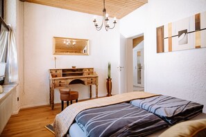 1 Schlafzimmer, Bügeleisen/Bügelbrett, Reisekinderbett, kostenloses WLAN